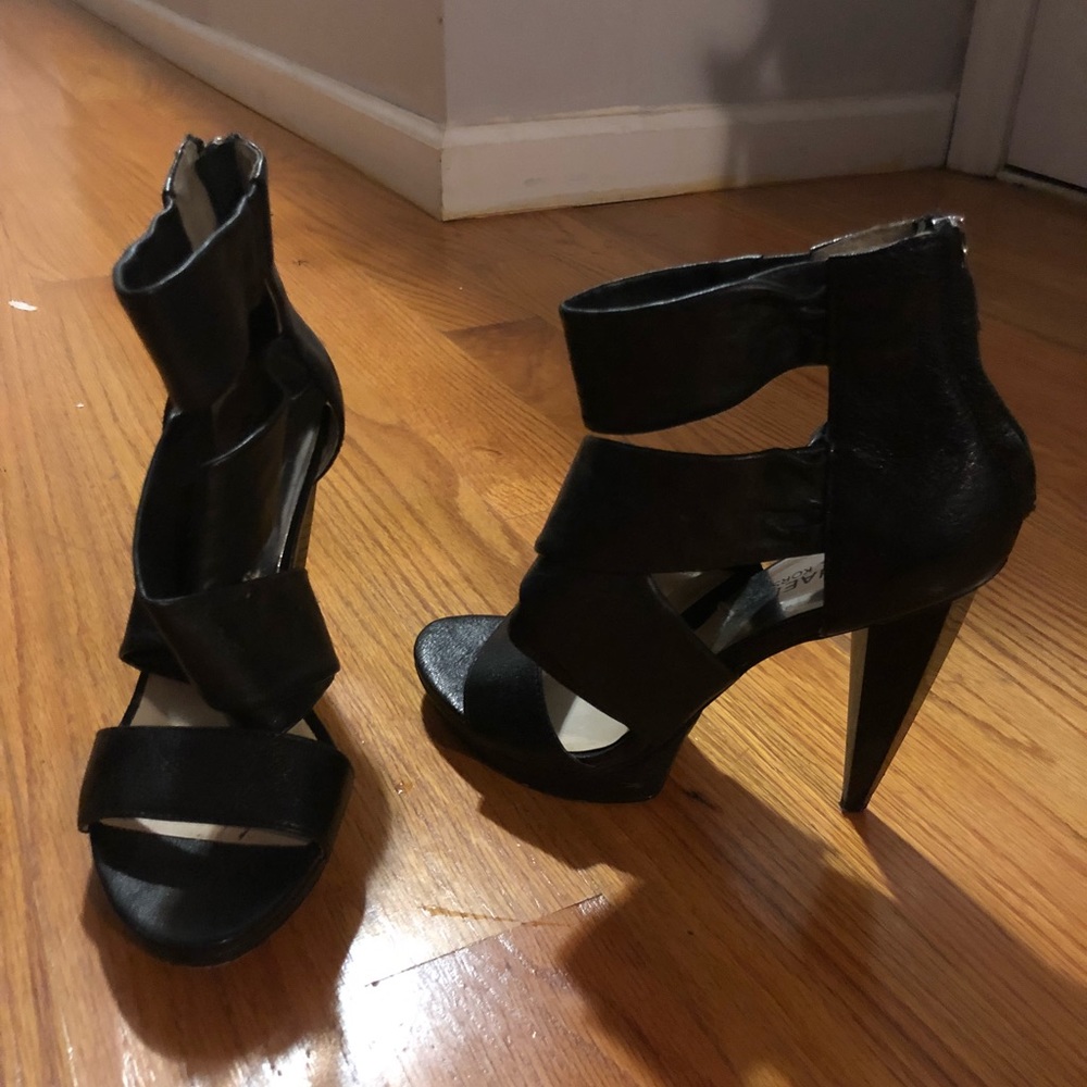 MICHAEL KORS leather sandals Size 8